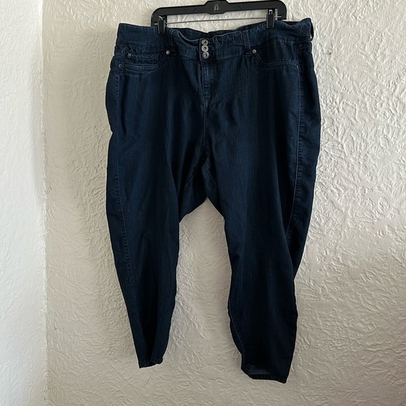Torrid Plus Size Skinny Jeggings Dark Wash Rinse Jeans 24 Short Flaws - Picture 2 of 9